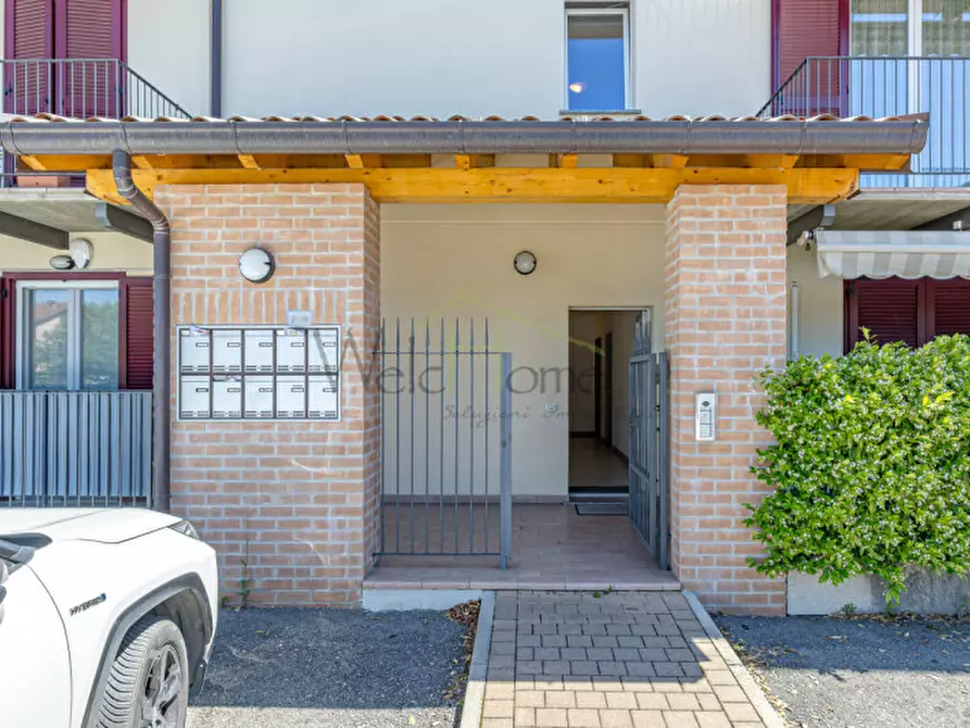 Immagine 4 di Appartamento in vendita  in Via IX Agosto 21/a a Orsenigo