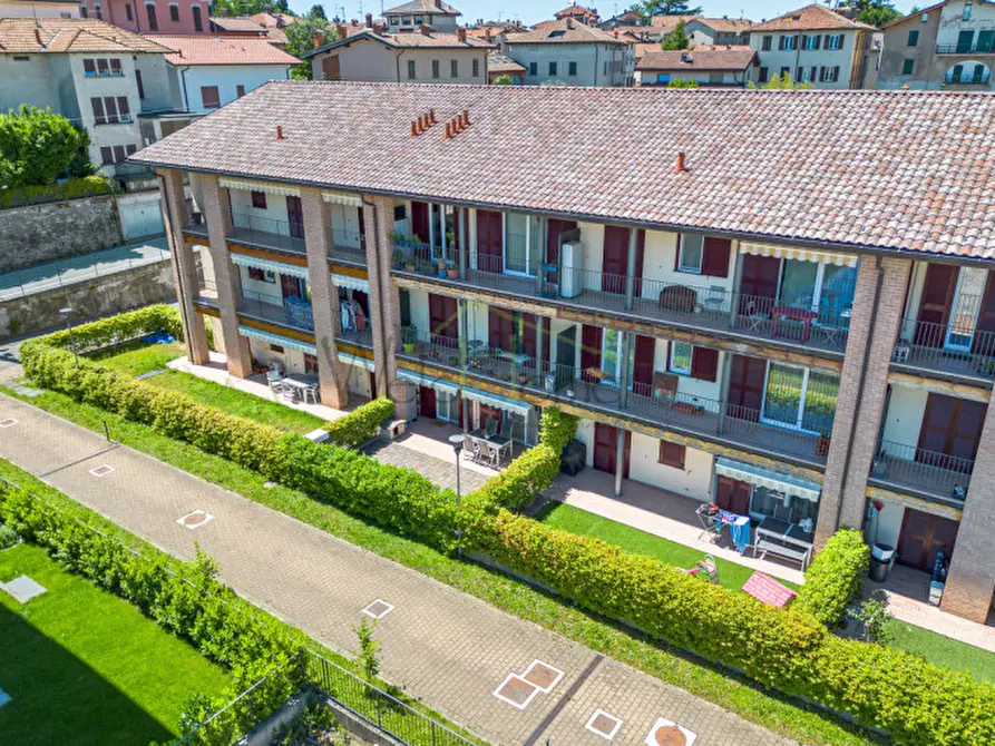 Immagine 14 di Appartamento in vendita  in Via IX Agosto 21/a a Orsenigo