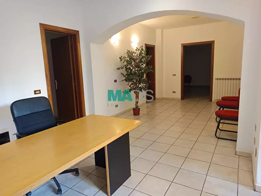 Immagine 1 di Magazzino in affitto  in via Garigliano 42 a Prato