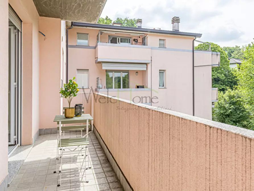 Immagine 7 di Appartamento in vendita  in Via Matteotti a Lipomo