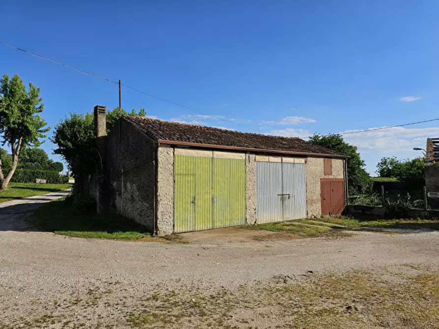Immagine 7 di Villetta a schiera in vendita  in VIA VALGRANDE a Sant'urbano