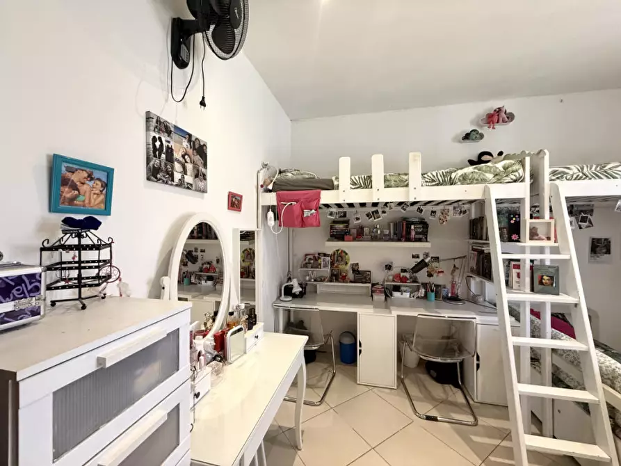 Immagine 15 di Appartamento in vendita  in Via Baccio da Montelupo 110 a Firenze