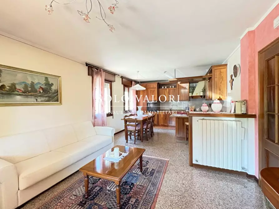 Immagine 2 di Casa indipendente in vendita  a Resana