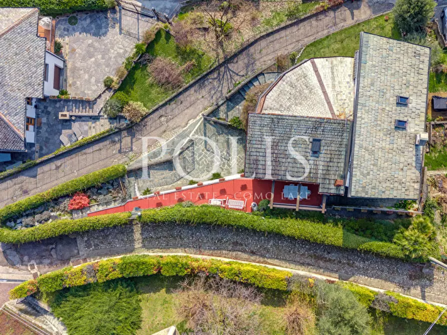 Immagine 6 di Villa in vendita  in via Gentrino a Cernobbio