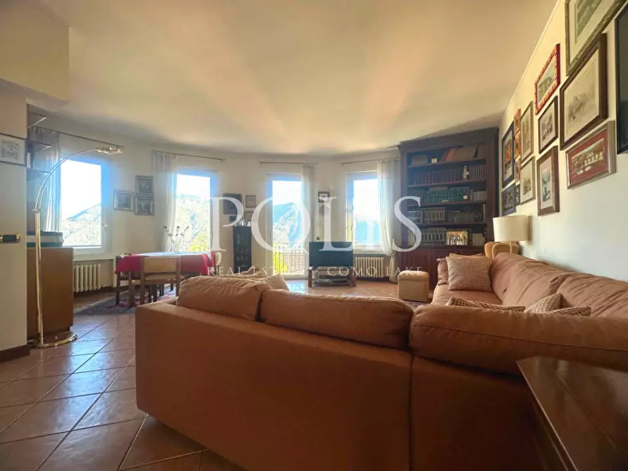 Immagine 11 di Villa in vendita  in via Gentrino a Cernobbio