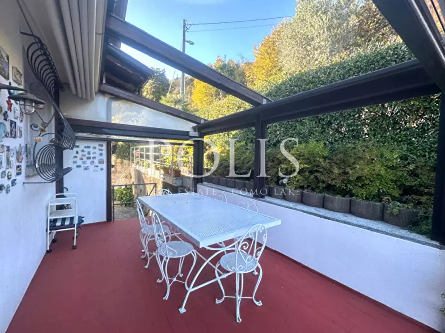 Immagine 17 di Villa in vendita  in via Gentrino a Cernobbio