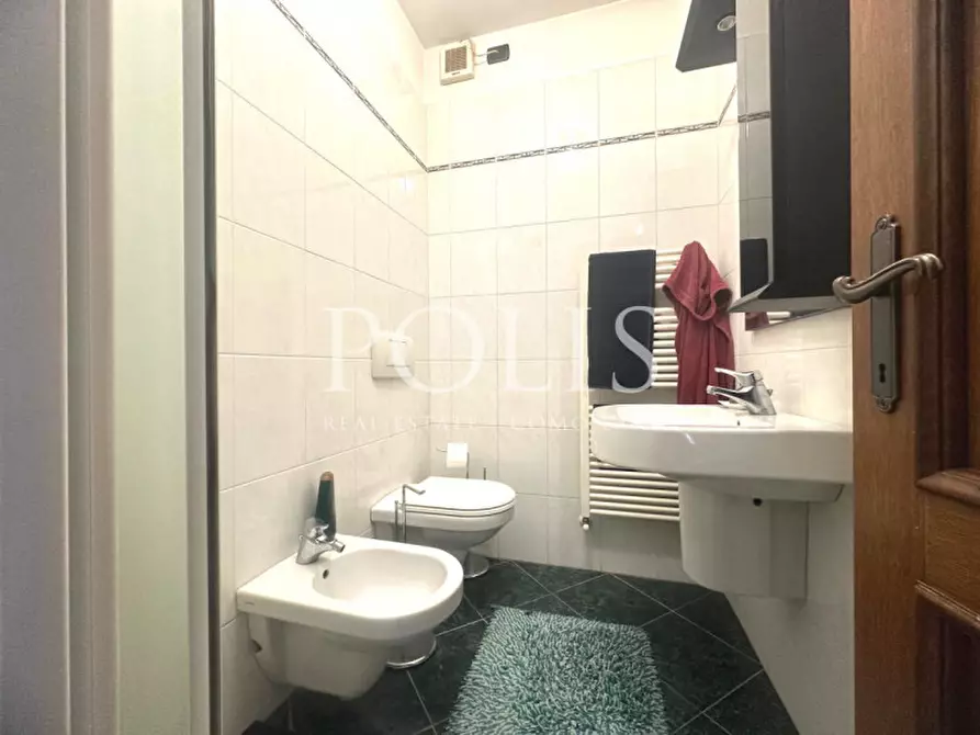 Immagine 23 di Villa in vendita  in via Gentrino a Cernobbio