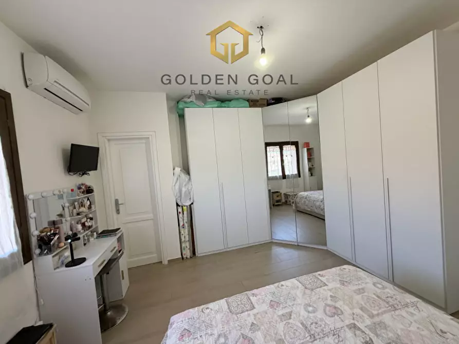 Immagine 22 di Appartamento in vendita  in Via Agrigento a Olbia