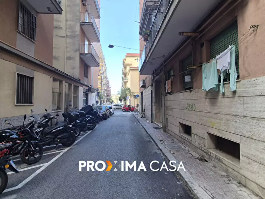Immagine 5 di Garage in vendita  in Via Raffaele Zammarelli 3 a Salerno