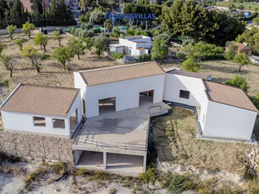 Immagine 7 di Villa in vendita  in via tavolacci a Avola