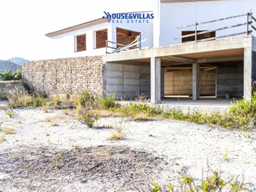 Immagine 10 di Villa in vendita  in via tavolacci a Avola