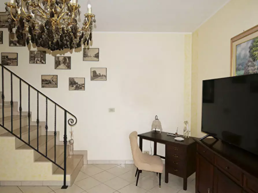 Immagine 7 di Appartamento in vendita  in Via Monti Della Laga a Pescara