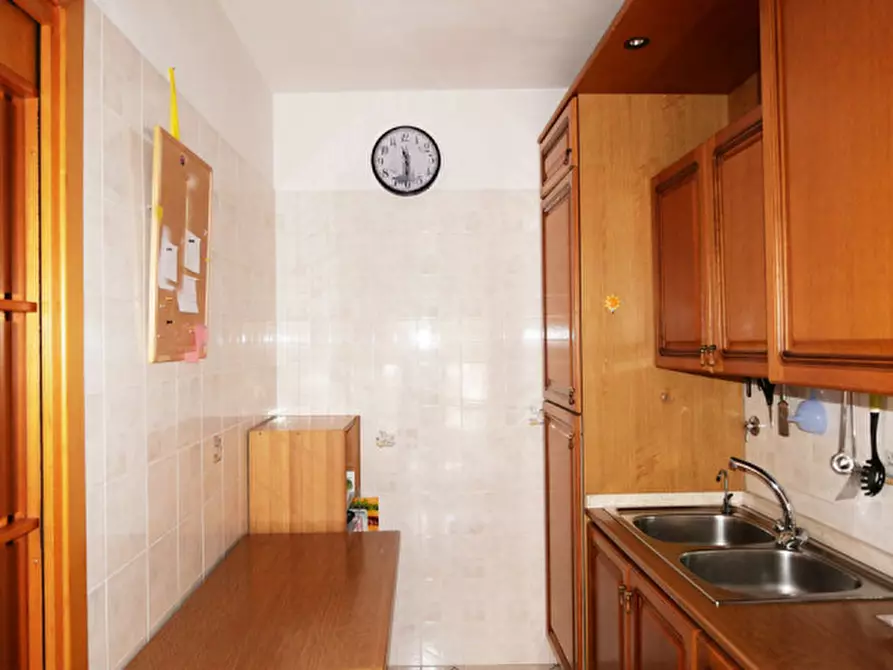 Immagine 14 di Appartamento in vendita  in Via Monti Della Laga a Pescara