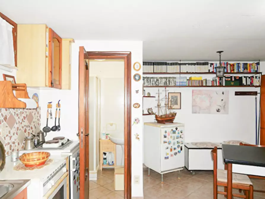 Immagine 36 di Appartamento in vendita  in Via Monti Della Laga a Pescara