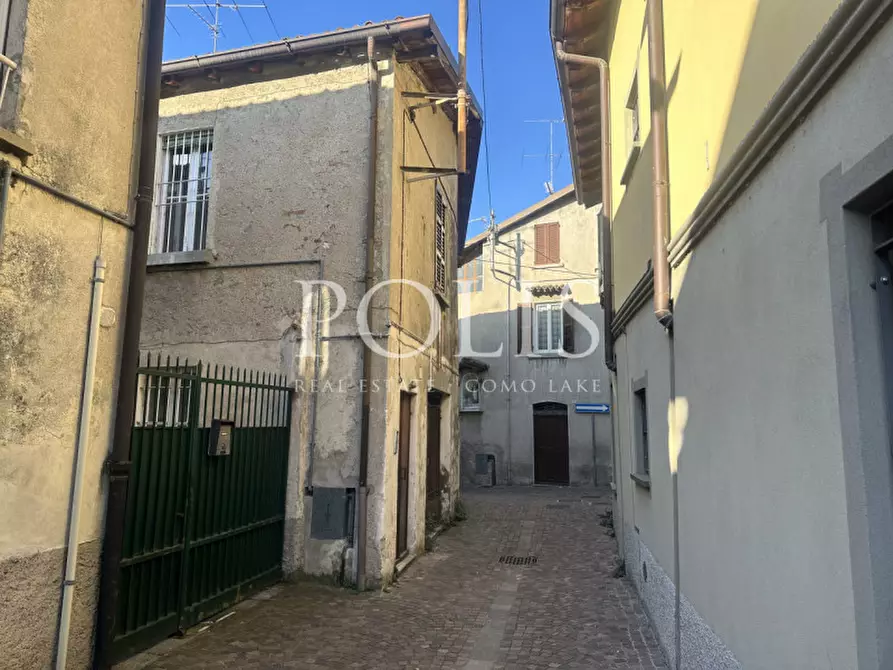 Immagine 7 di Appartamento in vendita  in VIA GARIBALDI 2 a Pusiano