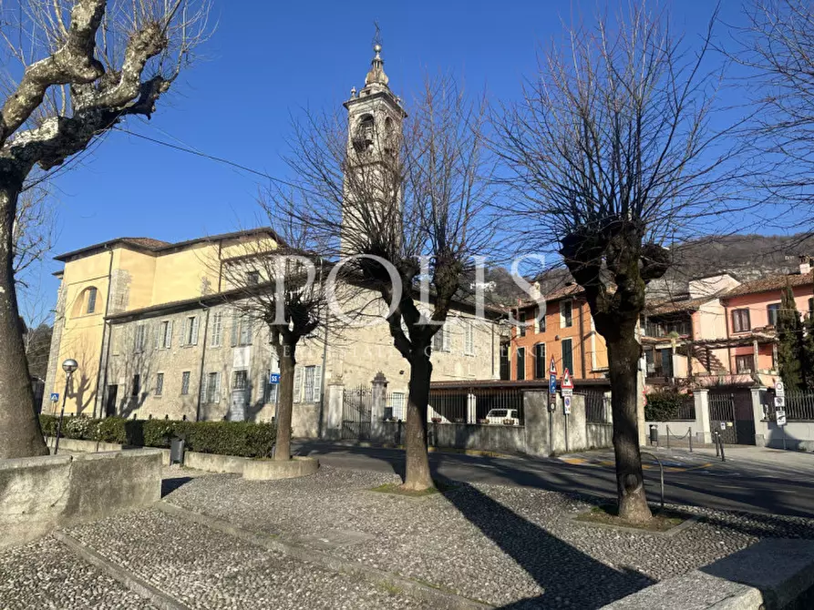 Immagine 11 di Appartamento in vendita  in VIA GARIBALDI 2 a Pusiano