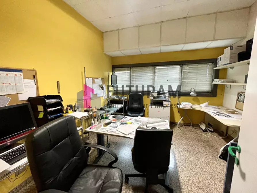 Immagine 4 di Capannone industriale in affitto  in VIA ROMA 1 a Fosso'