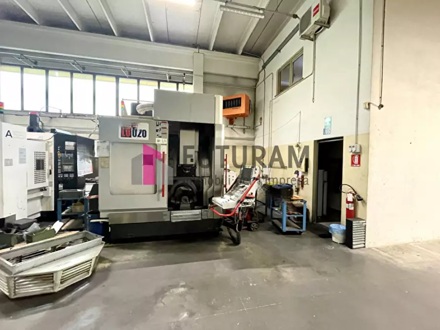 Immagine 10 di Capannone industriale in affitto  in VIA ROMA 1 a Fosso'
