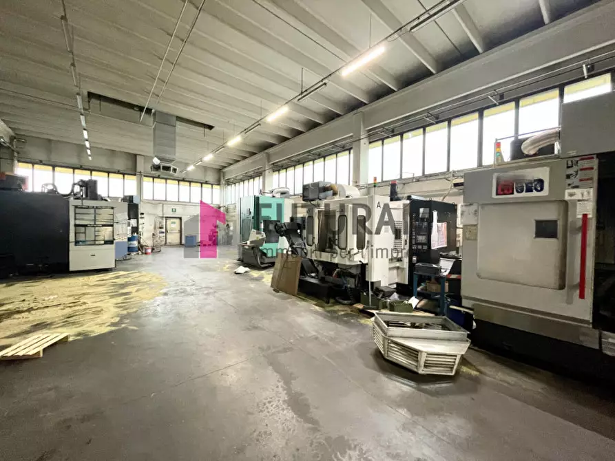 Immagine 11 di Capannone industriale in affitto  in VIA ROMA 1 a Fosso'