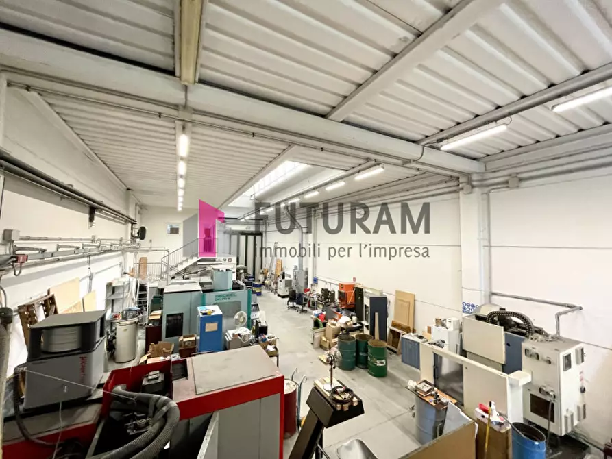 Immagine 5 di Capannone industriale in affitto  in VIA ROMA 1 a Fosso'