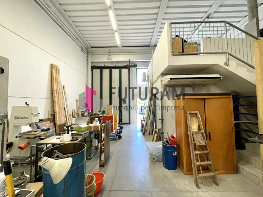 Immagine 6 di Capannone industriale in affitto  in VIA ROMA 1 a Fosso'