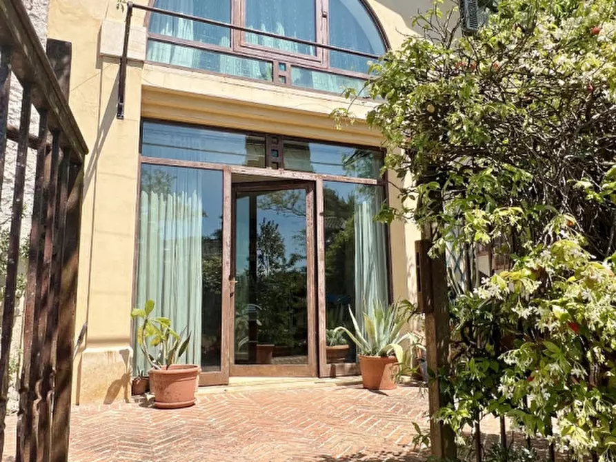 Immagine 1 di Villa in vendita  in Via Costa a Arcugnano