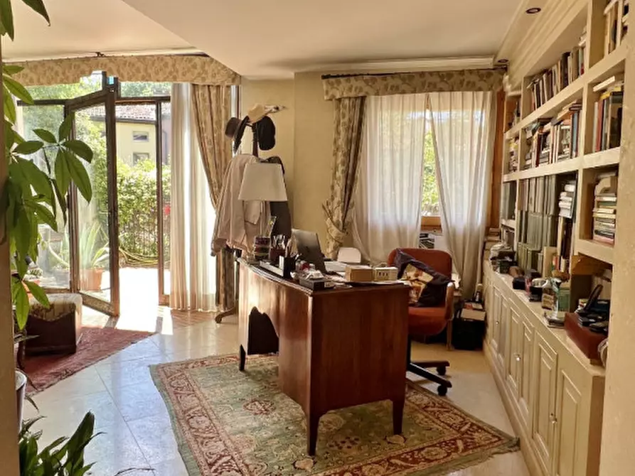 Immagine 4 di Villa in vendita  in Via Costa a Arcugnano