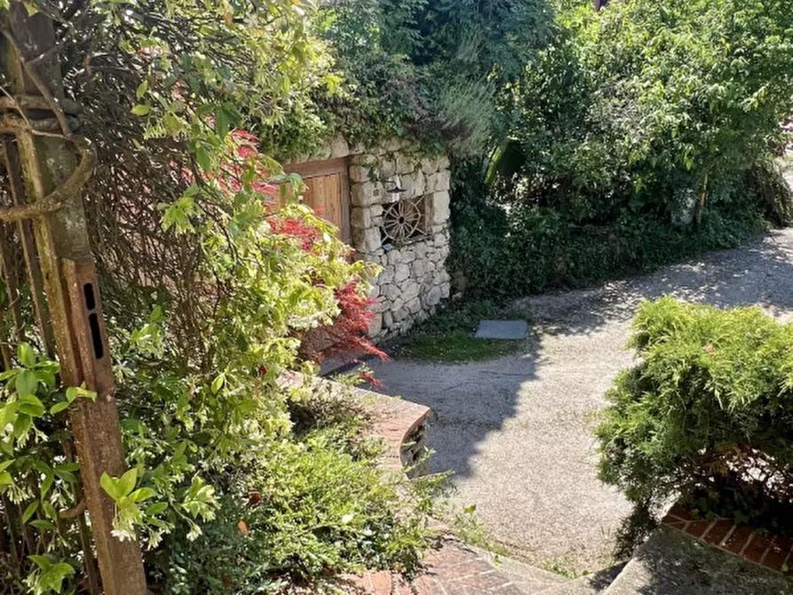 Immagine 12 di Villa in vendita  in Via Costa a Arcugnano