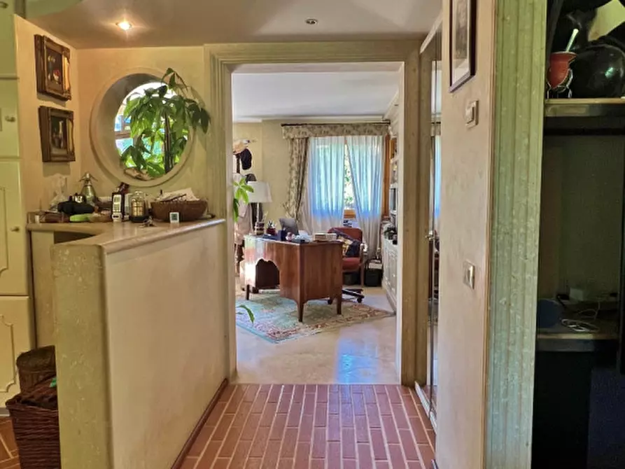 Immagine 14 di Villa in vendita  in Via Costa a Arcugnano