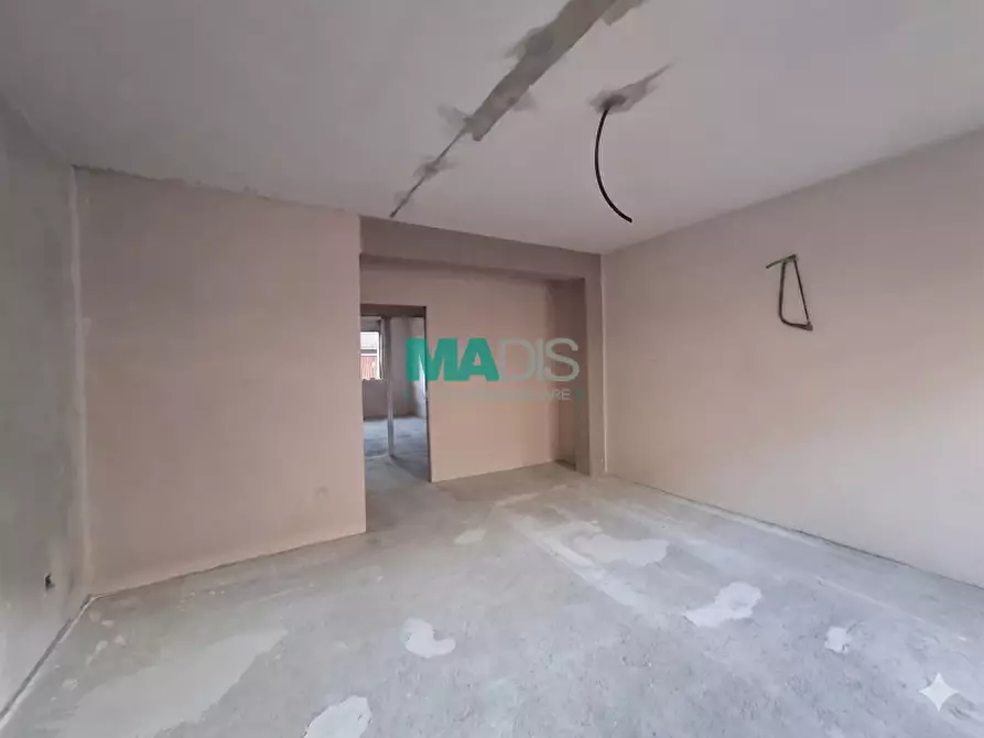 Immagine 4 di Appartamento in vendita  in via senio a Prato