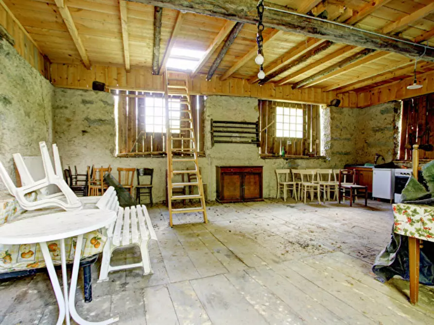 Immagine 9 di Rustico / casale in vendita  in località Brio a Bocenago