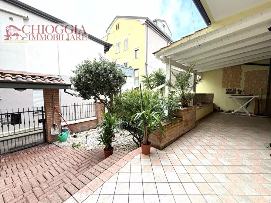 Immagine 2 di Casa indipendente in vendita  in via amaranto a Chioggia