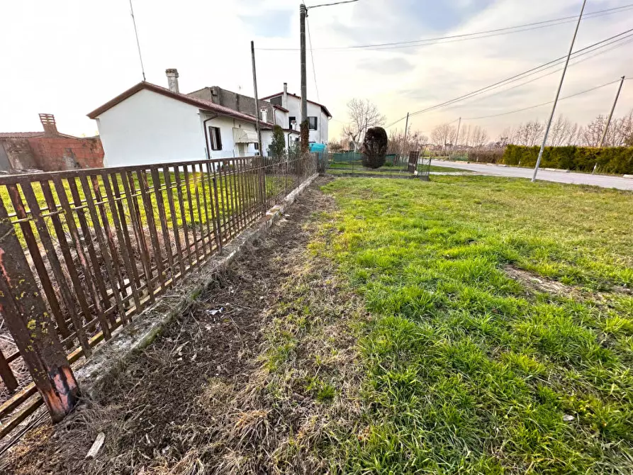 Immagine 1 di Terreno in vendita  in Via Torino a Albignasego
