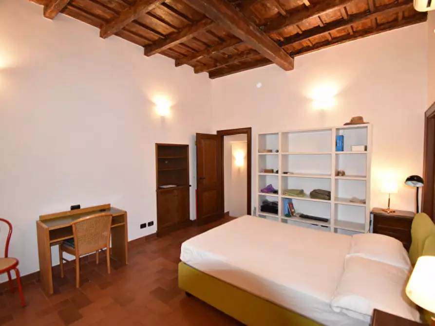 Immagine 16 di Appartamento in affitto  in VIA DEI CHIAVARI a Roma