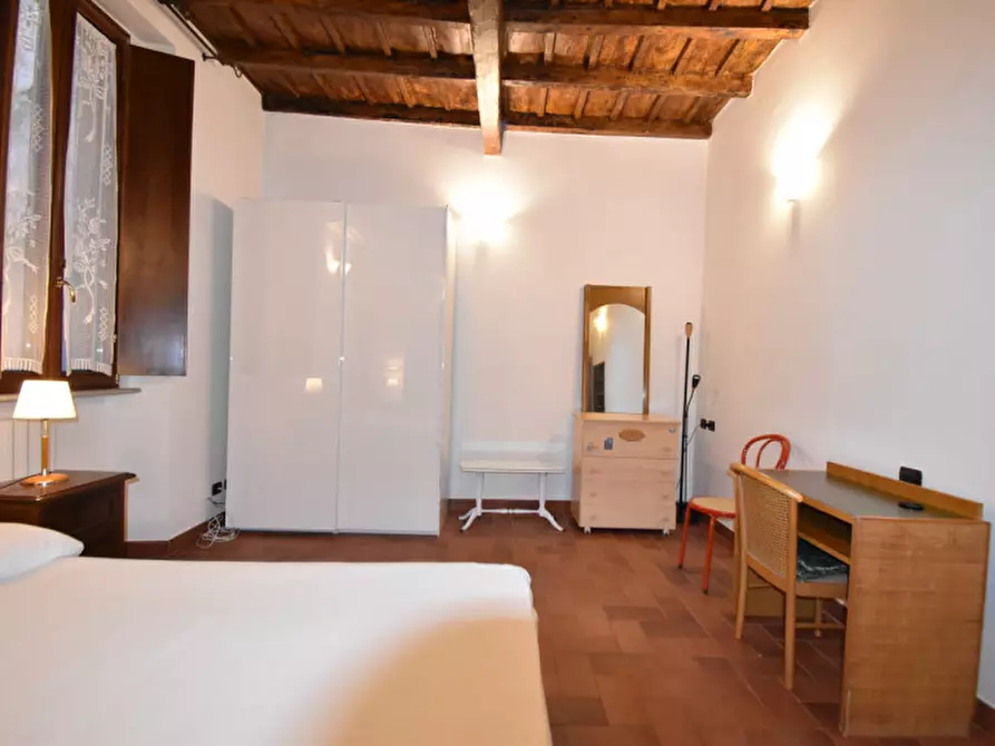 Immagine 17 di Appartamento in affitto  in VIA DEI CHIAVARI a Roma