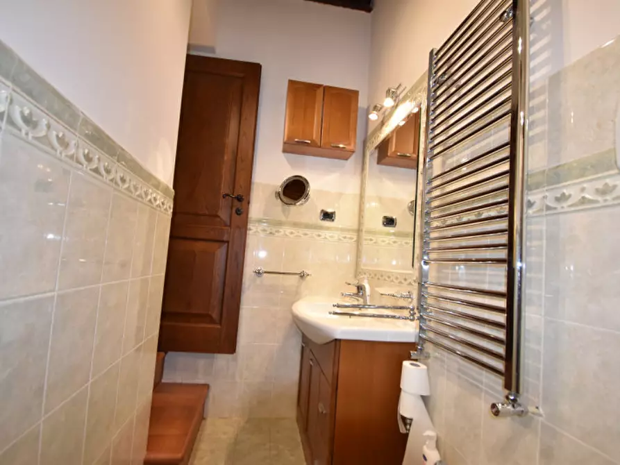 Immagine 25 di Appartamento in affitto  in VIA DEI CHIAVARI a Roma