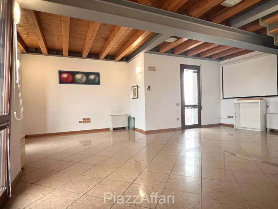 Immagine 3 di Appartamento in vendita  in Via I° Maggio a Piove Di Sacco