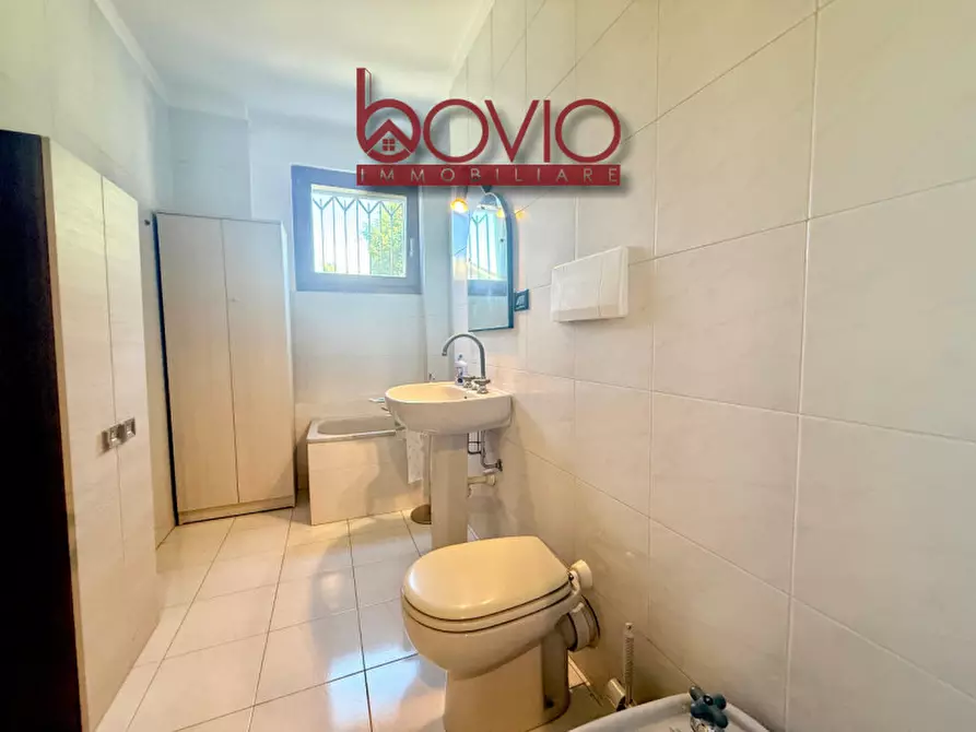 Immagine 22 di Villa in vendita  in Via Renzo Pezzani 31 a Castiglione Torinese