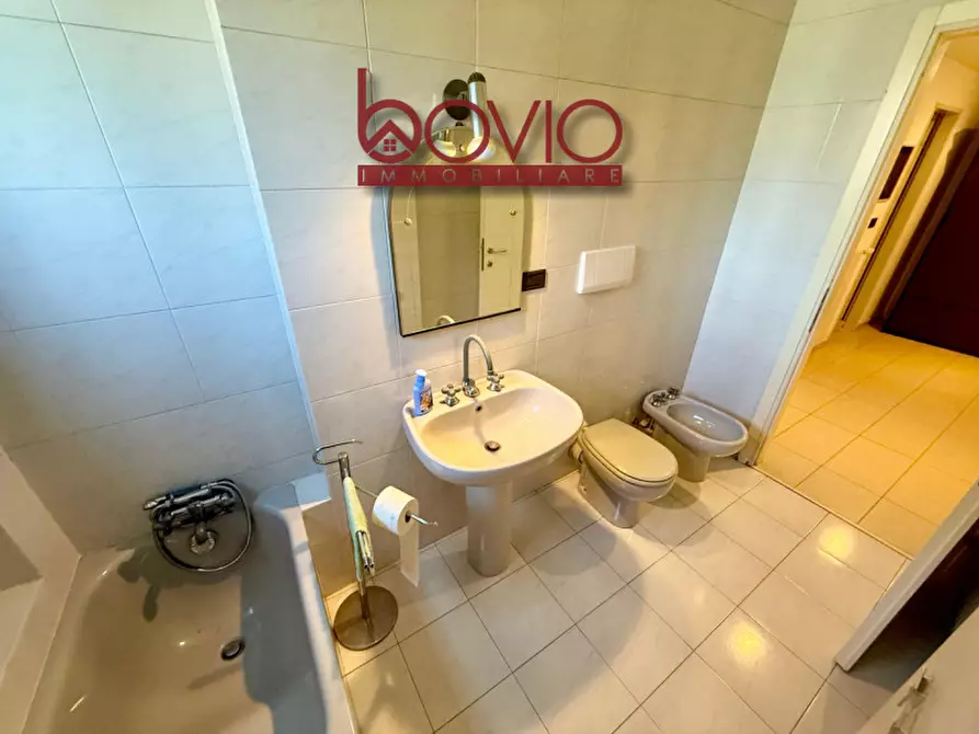 Immagine 23 di Villa in vendita  in Via Renzo Pezzani 31 a Castiglione Torinese