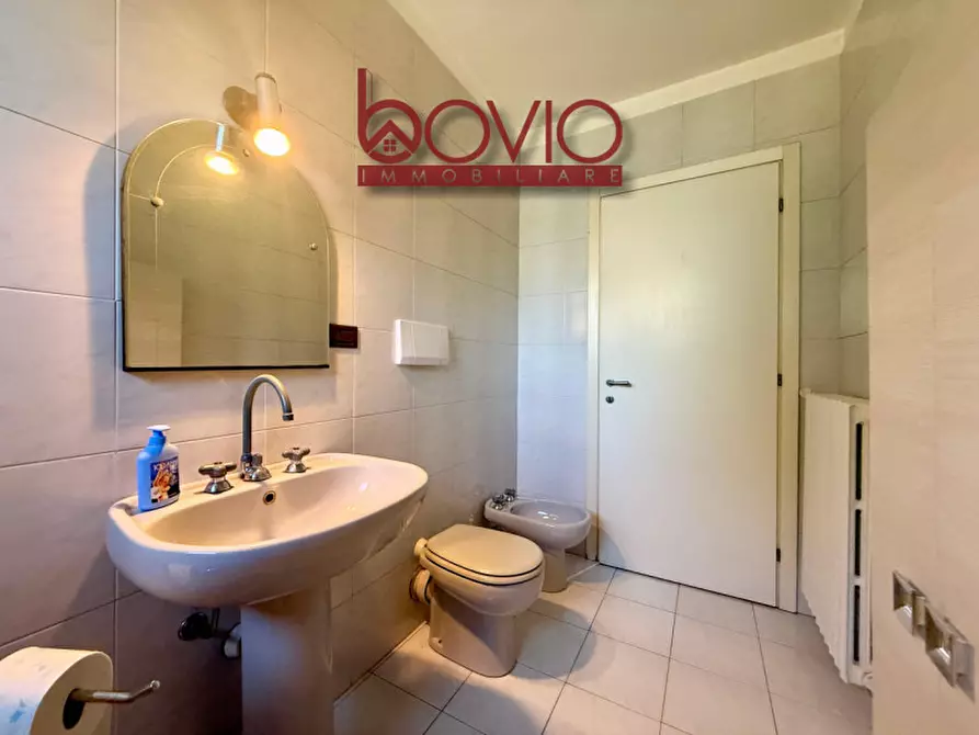 Immagine 24 di Villa in vendita  in Via Renzo Pezzani 31 a Castiglione Torinese