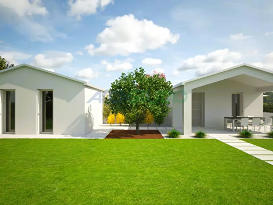 Immagine 2 di Villa in vendita  in Viale Stati Uniti a Quinto Vicentino