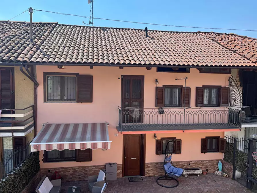 Immagine 3 di Casa indipendente in vendita  in Via Renzo Scognamiglio, 57 a Rivarolo Canavese
