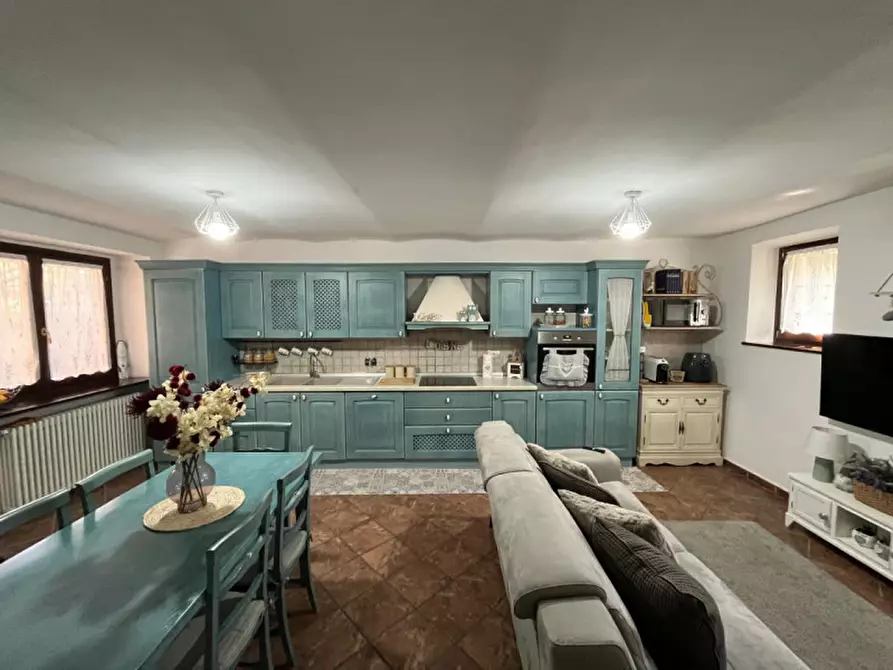 Immagine 5 di Casa indipendente in vendita  in Via Renzo Scognamiglio, 57 a Rivarolo Canavese
