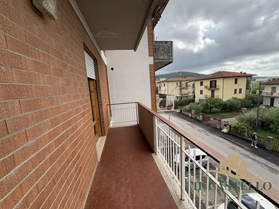 Immagine 7 di Appartamento in vendita  a Cortona