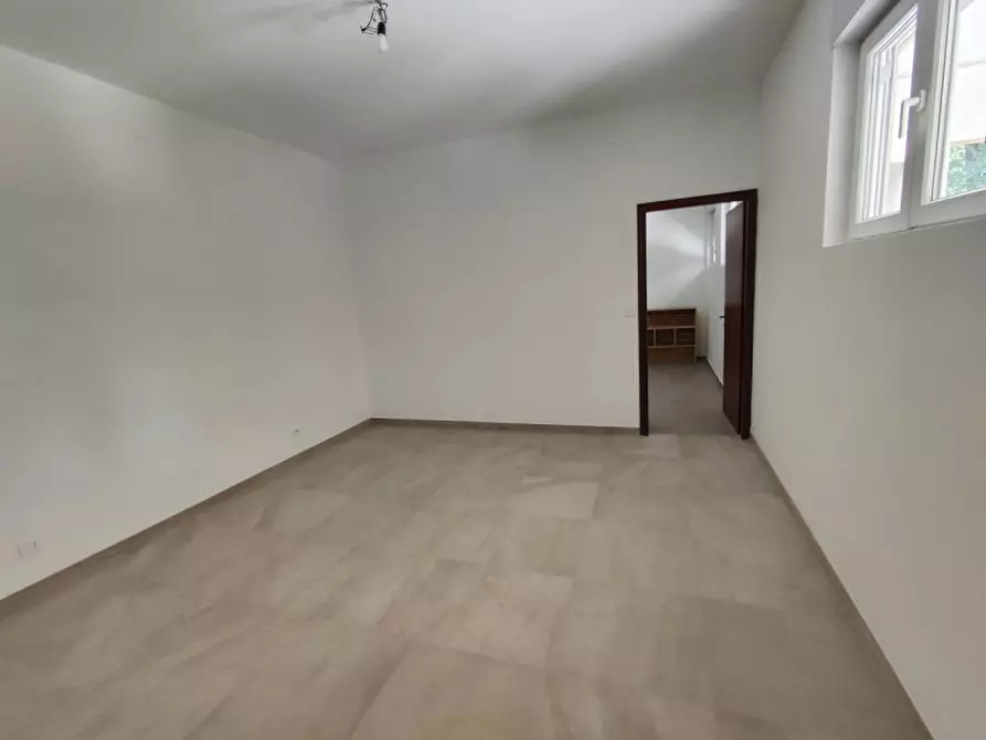 Immagine 12 di Appartamento in vendita  a Padova