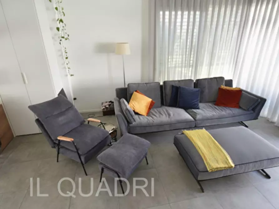 Immagine 2 di Villa in vendita  a Cesena
