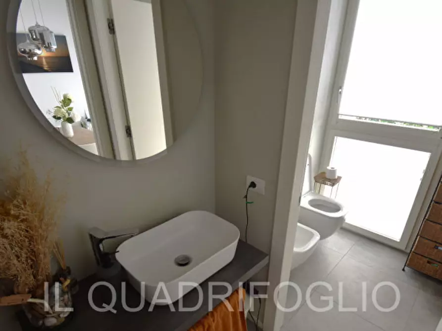 Immagine 6 di Villa in vendita  a Cesena
