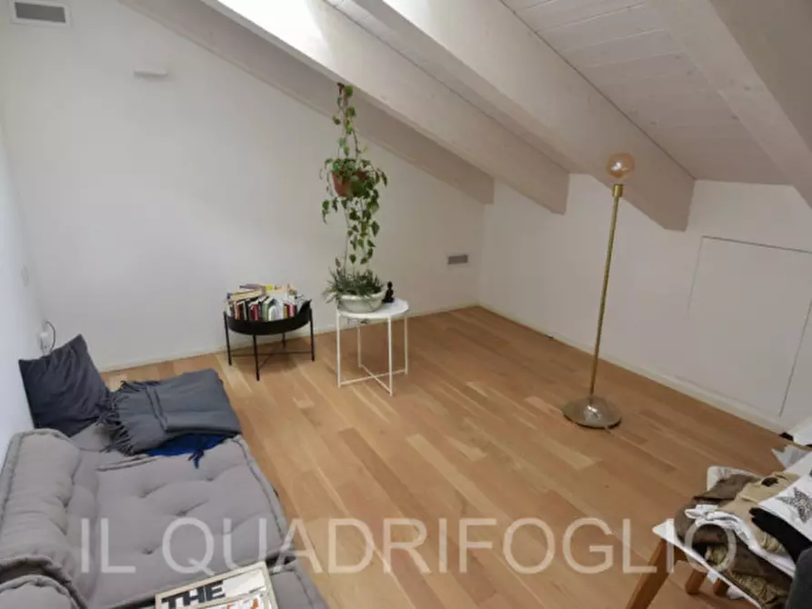 Immagine 18 di Villa in vendita  a Cesena
