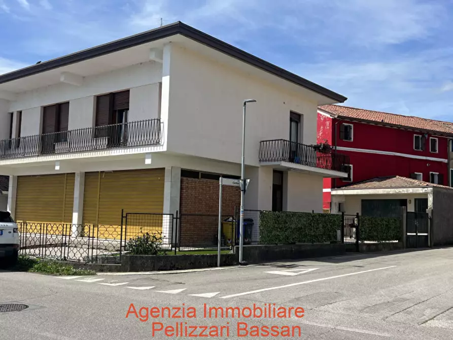 Immagine 38 di Casa indipendente in vendita  in via roma a Nervesa Della Battaglia