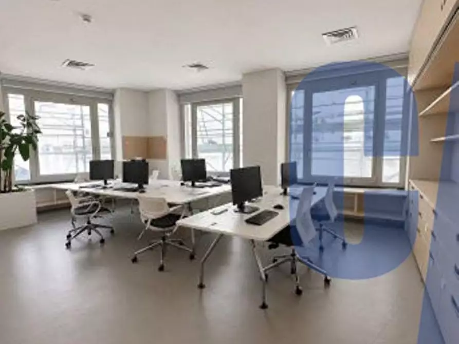 Immagine 1 di Ufficio in affitto  in VIA DURINI a Milano